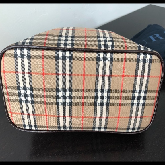 ❌SOLD❌ on my FB page “ Luxury Lovers” - Picture 4 of 8